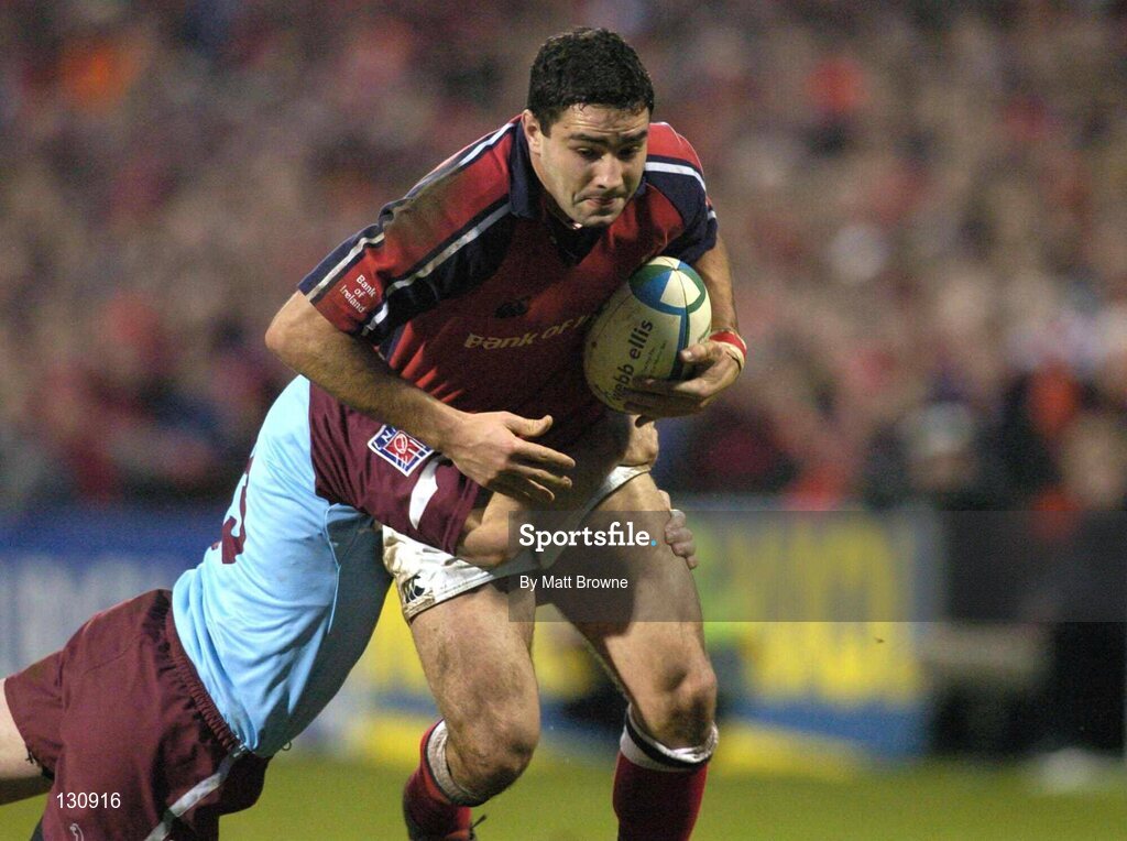 31 January 2004; Jeremy Staunton, Munster, is tackled by Grant Esterhuizen, Bourgoin. Heineken European Cup 2003-2004, Pool 5, Round 6, Munster v Bourgoin, Thomond Park, Limerick. Picture credit; Matt Browne / SPORTSFILE *EDI*