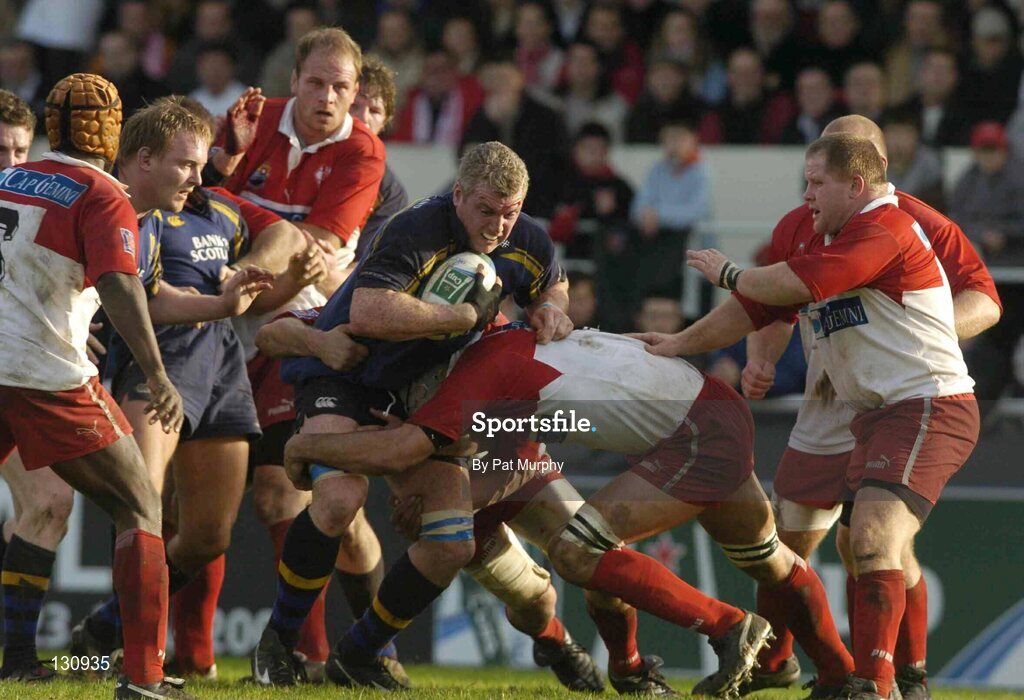 31 January 2004; Victor Costello, Leinster Lions, in action against Biarritz Olympique. Heineken European Cup 2003-2004, Pool 3, Round 6, Biarritz Olympique v Leinster Lions, Parc des Sports Aguilera, Biarritz, France. Picture credit; Pat Murphy / SPORTSFILE *EDI*