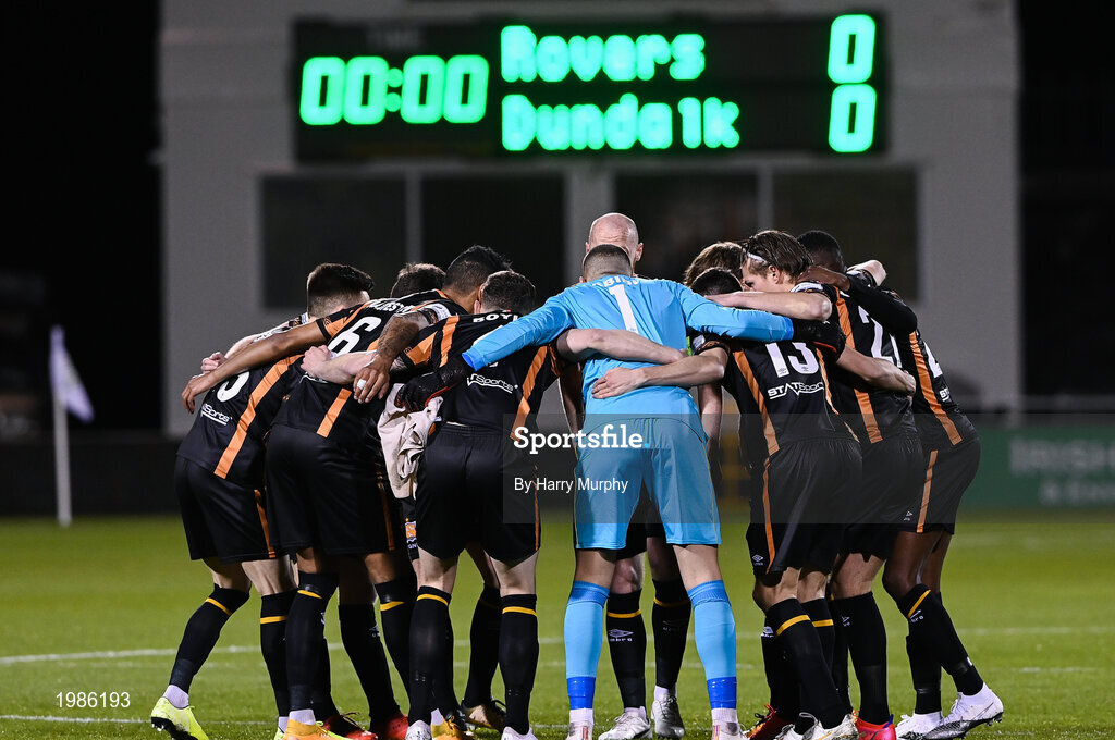 12 March 2021; Dundalk players huddle prior to the FAI President's Cup Final match between Shamrock Rovers and Dundalk at Tallaght Stadium in Dublin. Photo by Harry Murphy/Sportsfile