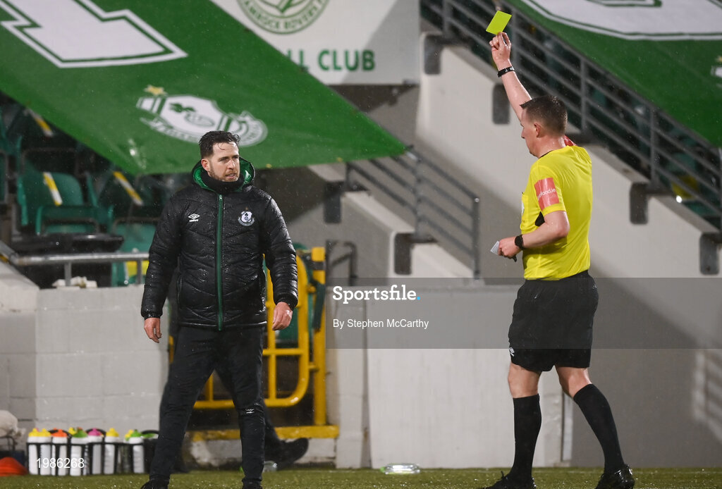 12 March 2021; Referee Damien McGrath issues a yellow card to Shamrock Rovers manager Stephen Bradley during the FAI President's Cup Final match between Shamrock Rovers and Dundalk at Tallaght Stadium in Dublin. Photo by Stephen McCarthy/Sportsfile