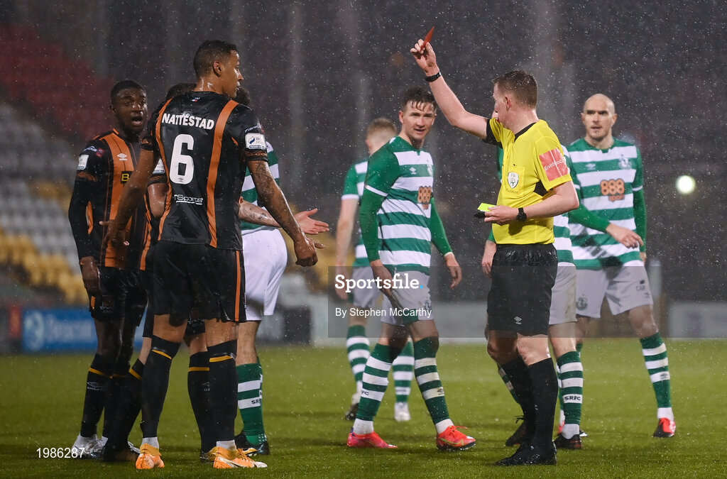 12 March 2021; Referee Damien McGrath issues a red card to Sonni Nattestad, 6, of Dundalk during the FAI President's Cup Final match between Shamrock Rovers and Dundalk at Tallaght Stadium in Dublin. Photo by Stephen McCarthy/Sportsfile