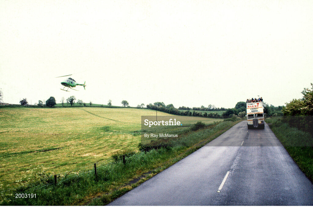 10 June 1985; World boxing featherweight champion Barry McGuigan is brought by open top bus into his home town of Clones in Monaghan on his return after beating Eusebio Pedroza at Loftus Road in London to win the world featherweight title. Photo by Ray McManus/Sportsfile