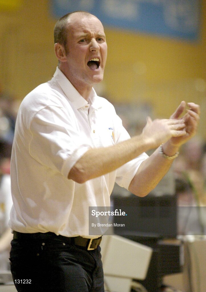 30 January 2004; Dermot Jacob, Bausch & Lomb Wildcats head coach. ESB National Cup 2004, Senior Women's Semi-Final, Scruffy St. Paul's v Bausch & Lomb Wildcats, The ESB Arena, Tallaght, Dublin. Picture credit; Brendan Moran / SPORTSFILE *EDI*
