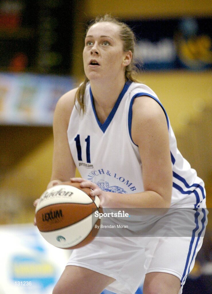 30 January 2004; Jennifer Maher, Bausch & Lomb Wildcats. ESB National Cup 2004, Senior Women's Semi-Final, Scruffy St. Paul's v Bausch & Lomb Wildcats, The ESB Arena, Tallaght, Dublin. Picture credit; Brendan Moran / SPORTSFILE *EDI*