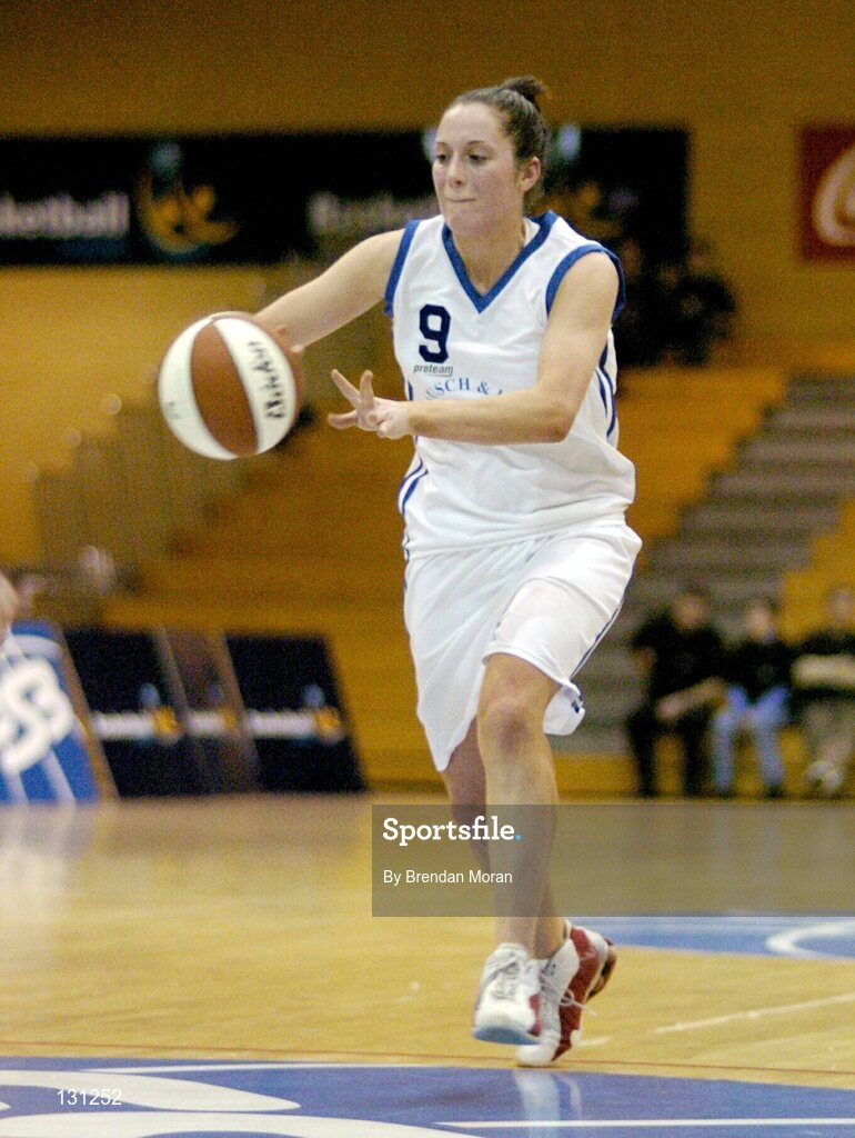 30 January 2004; Grainne Dwyer, Bausch & Lomb Wildcats. ESB National Cup 2004, Senior Women's Semi-Final, Scruffy St. Paul's v Bausch & Lomb Wildcats, The ESB Arena, Tallaght, Dublin. Picture credit; Brendan Moran / SPORTSFILE *EDI*