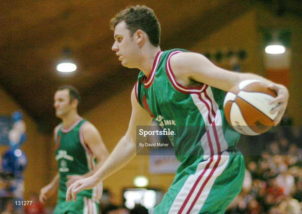 31 January 2004; Paul Barrett, Team Merry Monk, Ballina. ESB National Cup 2004, Senior Men's Semi-Final, Mardyke UCC Demons v Team Monk, Ballina, The ESB Arena, Tallaght, Dublin. Picture credit; David Maher / SPORTSFILE *EDI*