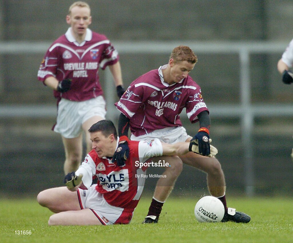 4 January 2004; Denis Glennon, Westmeath, in action against Derek Shevlin, Louth. O'Byrne Cup, Westmeath v Louth, Cusack Park, Mullingar, Co. Westmeath. Picture credit; Ray McManus / SPORTSFILE *EDI*