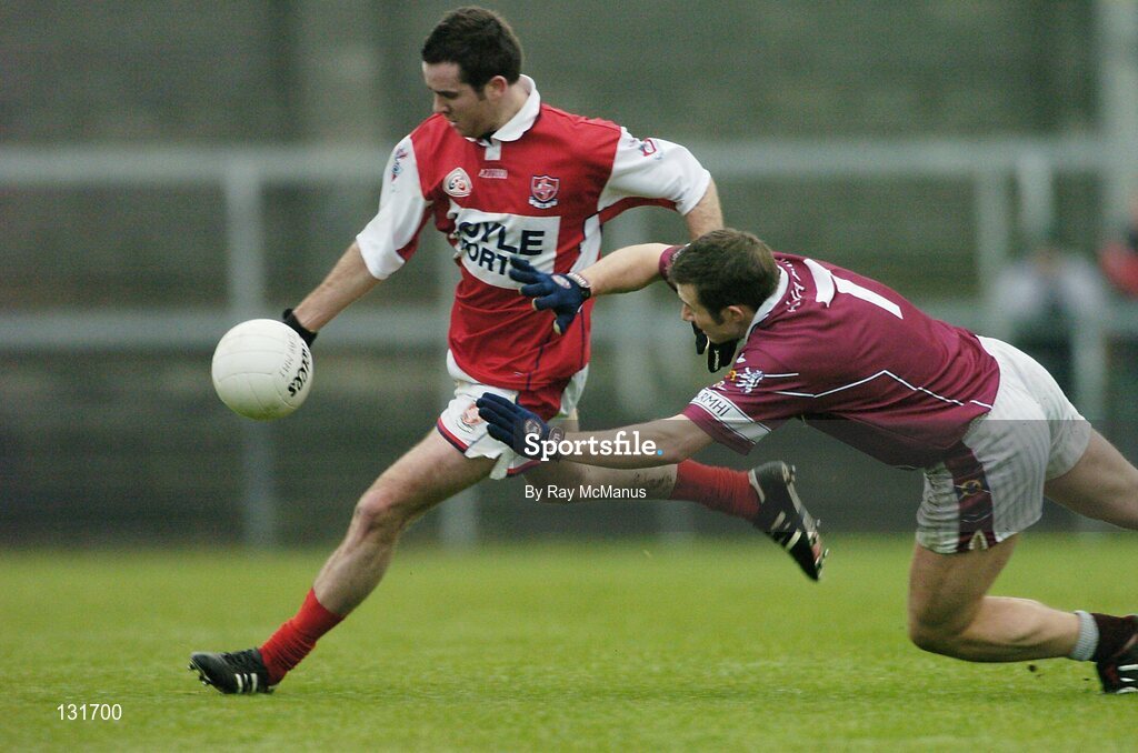 4 January 2004; Alan McCarthy, Louth, in action against Derek Heavin, Westmeath. O'Byrne Cup, Westmeath v Louth, Cusack Park, Mullingar, Co. Westmeath. Picture credit; Ray McManus / SPORTSFILE *EDI*