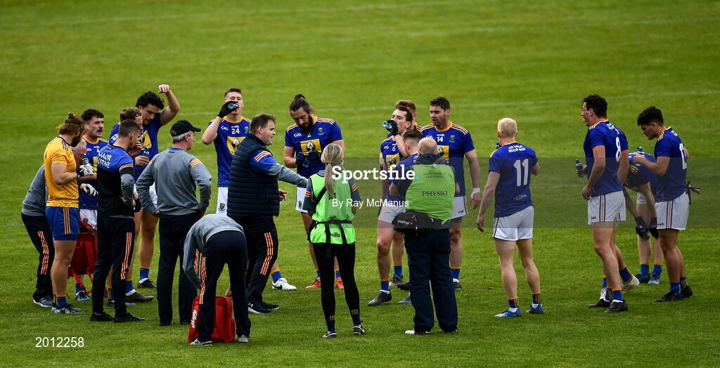 22 May 2021; Wicklow manager Davy Burke speaks to his players during a water break in the Allianz Football League Division 3 South Round 2 match between Tipperary and Wicklow at Semple Stadium in Thurles, Tipperary. Photo by Ray McManus/Sportsfile