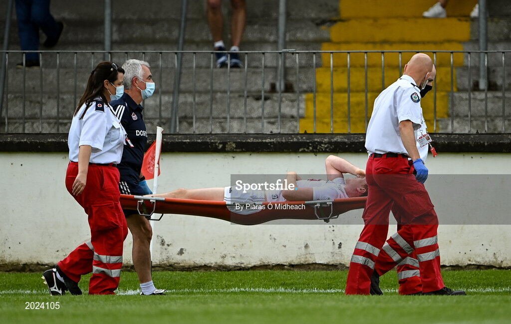 13 June 2021; Paul Cribbin of Kildare is helped off the pitch on a stretcher during the Allianz Football League Division 2 semi-final match between Kildare and Meath at St Conleth's Park in Newbridge, Kildare. Photo by Piaras Ó Mídheach/Sportsfile