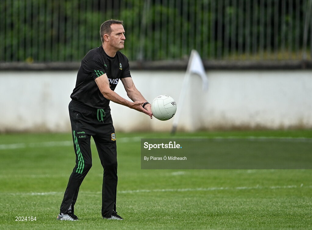 13 June 2021; Meath manager Andy McEntee before the Allianz Football League Division 2 semi-final match between Kildare and Meath at St Conleth's Park in Newbridge, Kildare. Photo by Piaras Ó Mídheach/Sportsfile