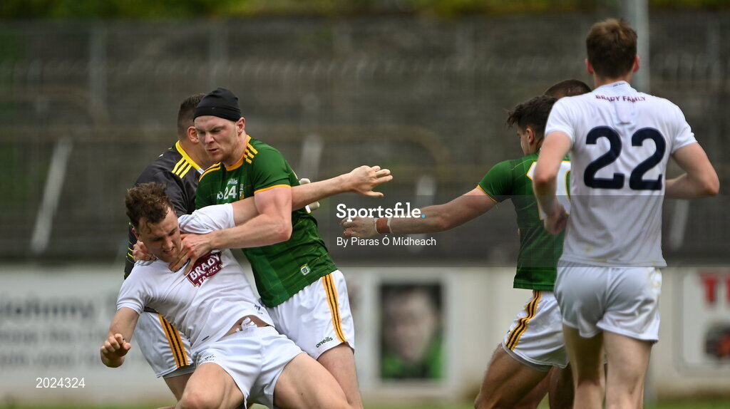 13 June 2021; Brian Conlon of Meath tussles with Darragh Kirwan of Kildare, before Conlon was sent off, during the Allianz Football League Division 2 semi-final match between Kildare and Meath at St Conleth's Park in Newbridge, Kildare. Photo by Piaras Ó Mídheach/Sportsfile