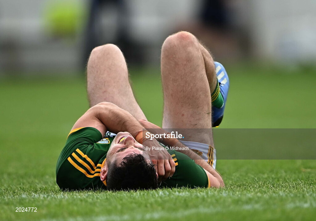 13 June 2021; Donal Keogan of Meath awaits medical attention for an injury before being substituted during the Allianz Football League Division 2 semi-final match between Kildare and Meath at St Conleth's Park in Newbridge, Kildare. Photo by Piaras Ó Mídheach/Sportsfile