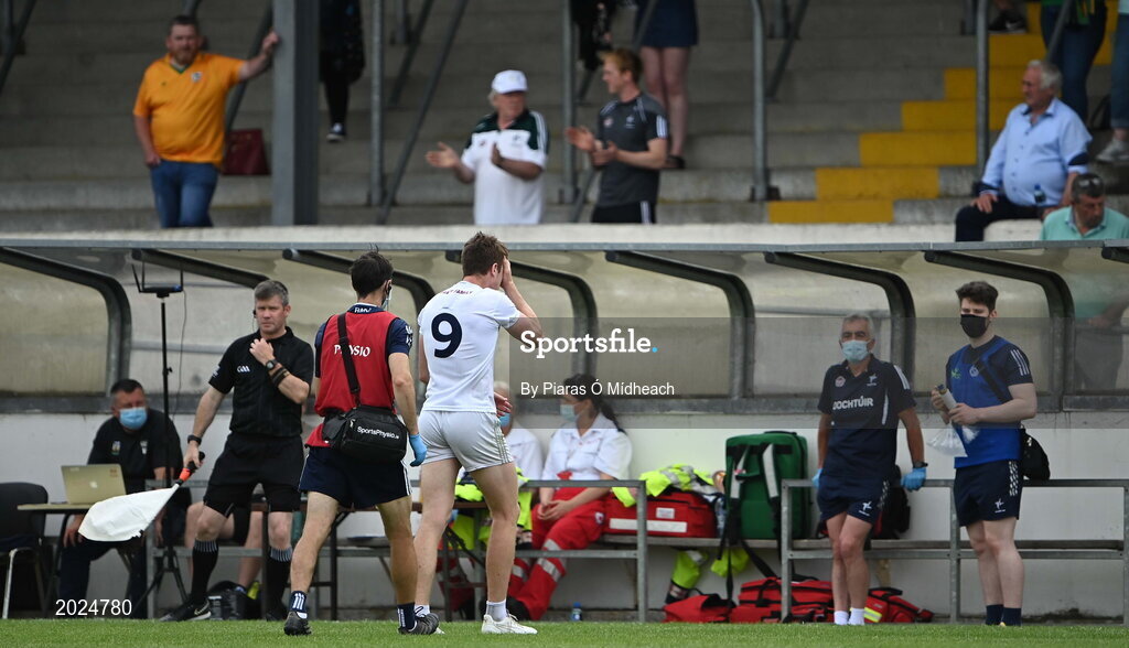 13 June 2021; Kevin Feely of Kildare leaves the pitch to receive medical attention during the Allianz Football League Division 2 semi-final match between Kildare and Meath at St Conleth's Park in Newbridge, Kildare. Photo by Piaras Ó Mídheach/Sportsfile