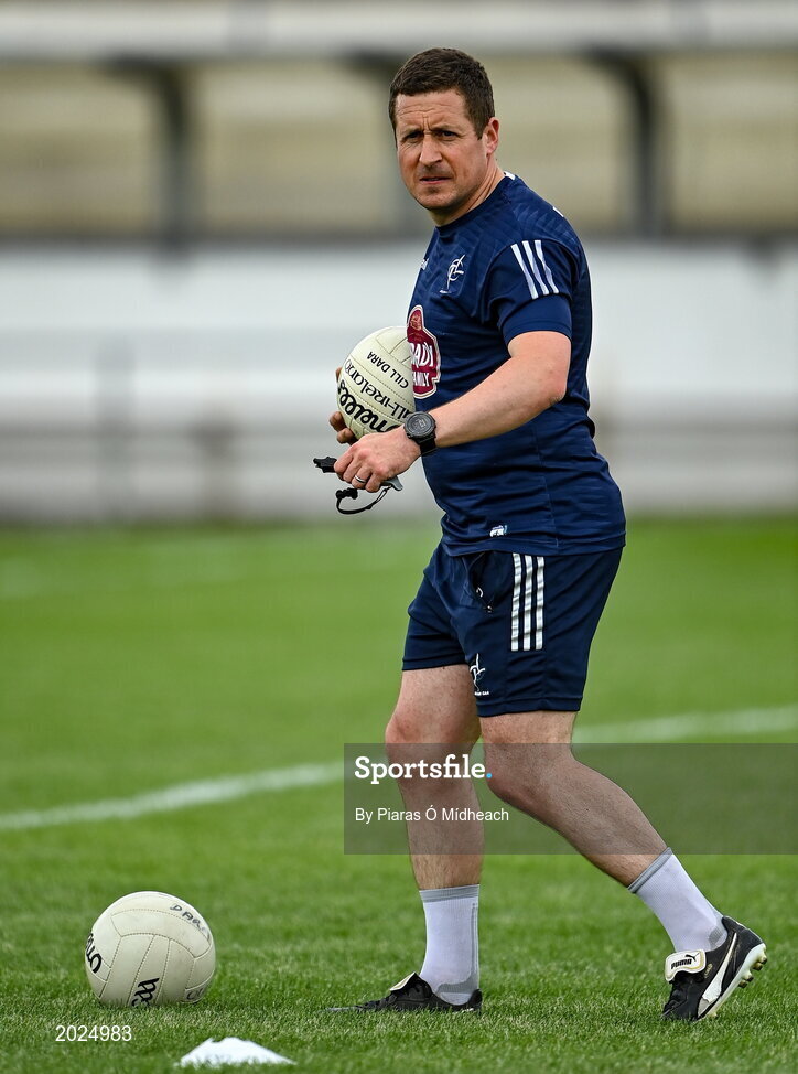 13 June 2021; Kildare strength & conditioning coach Ross Dunphy during the warm-up before the Allianz Football League Division 2 semi-final match between Kildare and Meath at St Conleth's Park in Newbridge, Kildare. Photo by Piaras Ó Mídheach/Sportsfile
