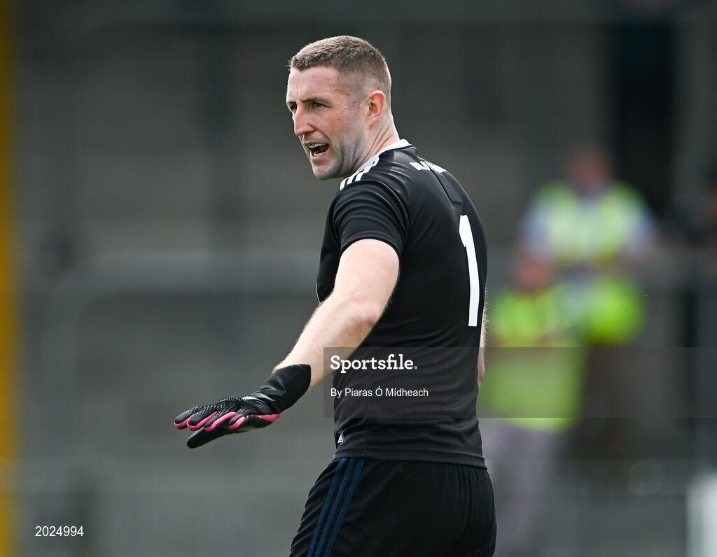 13 June 2021; Kildare goalkeeper Mark Donnellan during the Allianz Football League Division 2 semi-final match between Kildare and Meath at St Conleth's Park in Newbridge, Kildare. Photo by Piaras Ó Mídheach/Sportsfile