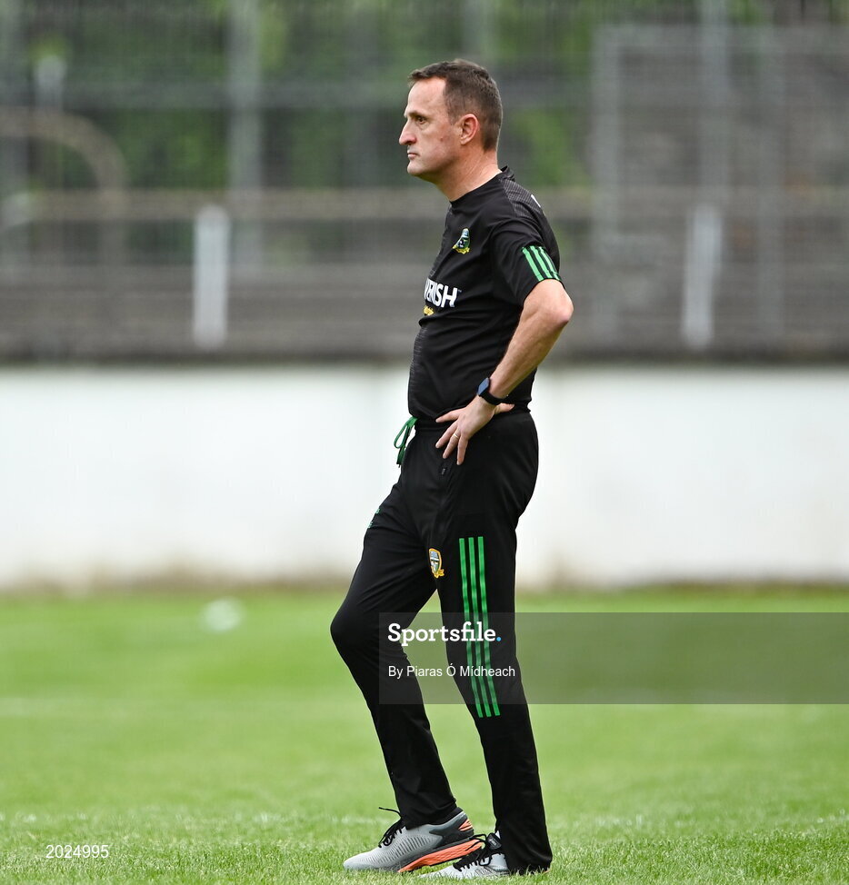 13 June 2021; Meath manager Andy McEntee during the closing stages of the Allianz Football League Division 2 semi-final match between Kildare and Meath at St Conleth's Park in Newbridge, Kildare. Photo by Piaras Ó Mídheach/Sportsfile