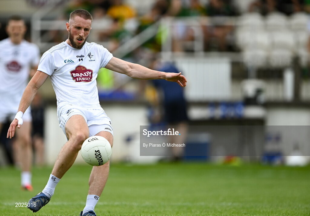13 June 2021; Neil Flynn of Kildare takes a free during the Allianz Football League Division 2 semi-final match between Kildare and Meath at St Conleth's Park in Newbridge, Kildare. Photo by Piaras Ó Mídheach/Sportsfile