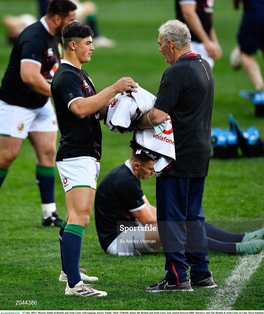 17 July 2021; Marcus Smith of British and Irish Lions with baggage master Paddy 'Rala' O'Reilly before the British and Irish Lions Tour match between DHL Stormers and The British & Irish Lions at Cape Town Stadium in Cape Town, South Africa. Photo by Ashley Vlotman/Sportsfile