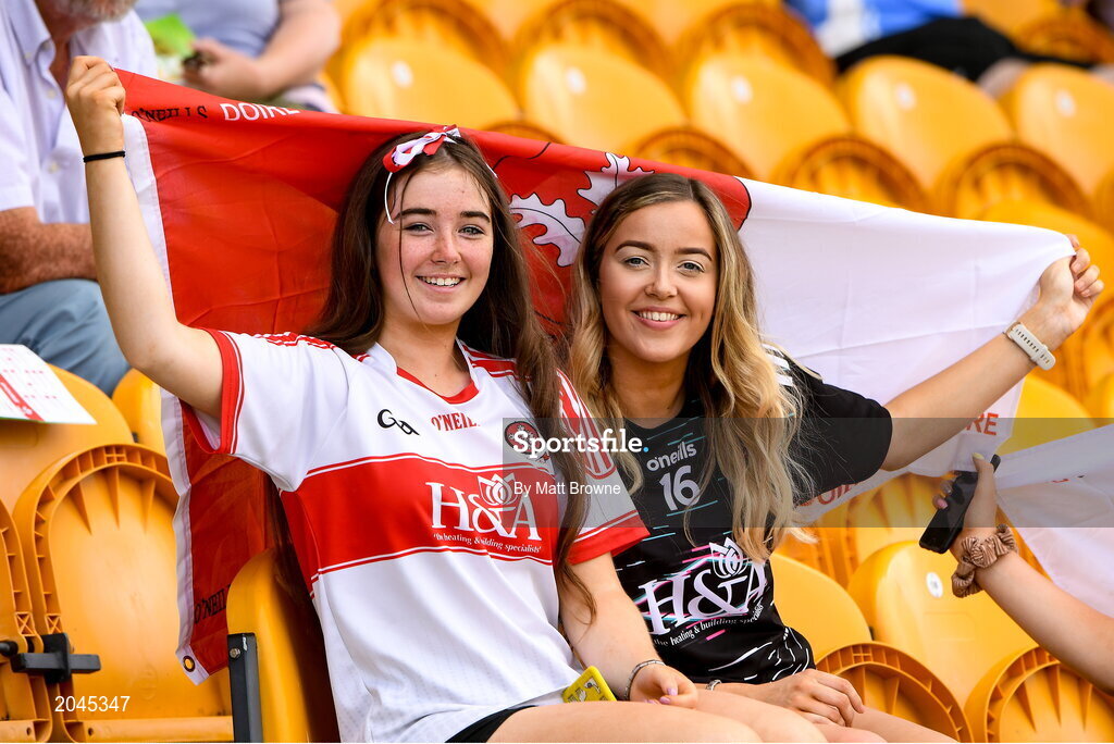 18 July 2021; Derry supporters Jamie-Leigh Hazlett, left, and Orlaith McDermott at the 2020 Electric Ireland GAA Football All-Ireland Minor Championship Final match between Derry and Kerry at Bord Na Mona O’Connor Park in Tullamore. Photo by Matt Browne/Sportsfile