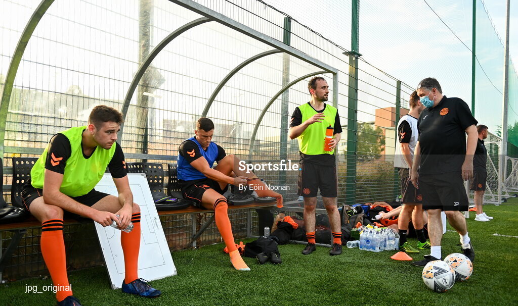 23 July 2021; Jordan Cromwell of St Kevin's Boys prepares alongside team-mates before the FAI Cup First Round match between St. Kevin's Boys and Kilnamanagh at St Aidan’s CBS in Whitehall, Dublin. Photo by Eóin Noonan/Sportsfile