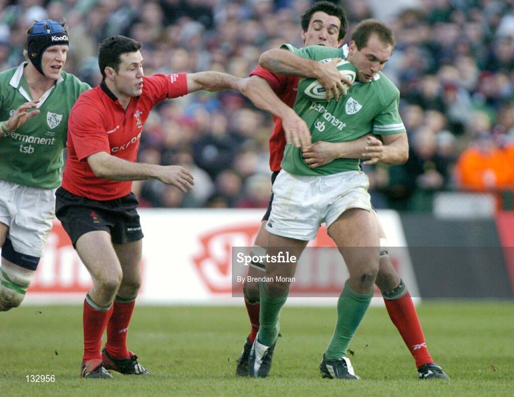 22 February 2004; Keith Gleeson, Ireland, in action against Stephen Jones, left, and Sonny Parker, Wales. RBS 6 Nations Championship 2003-2004, Ireland v Wales, Lansdowne Road, Dublin. Picture credit; Brendan Moran / SPORTSFILE *EDI*