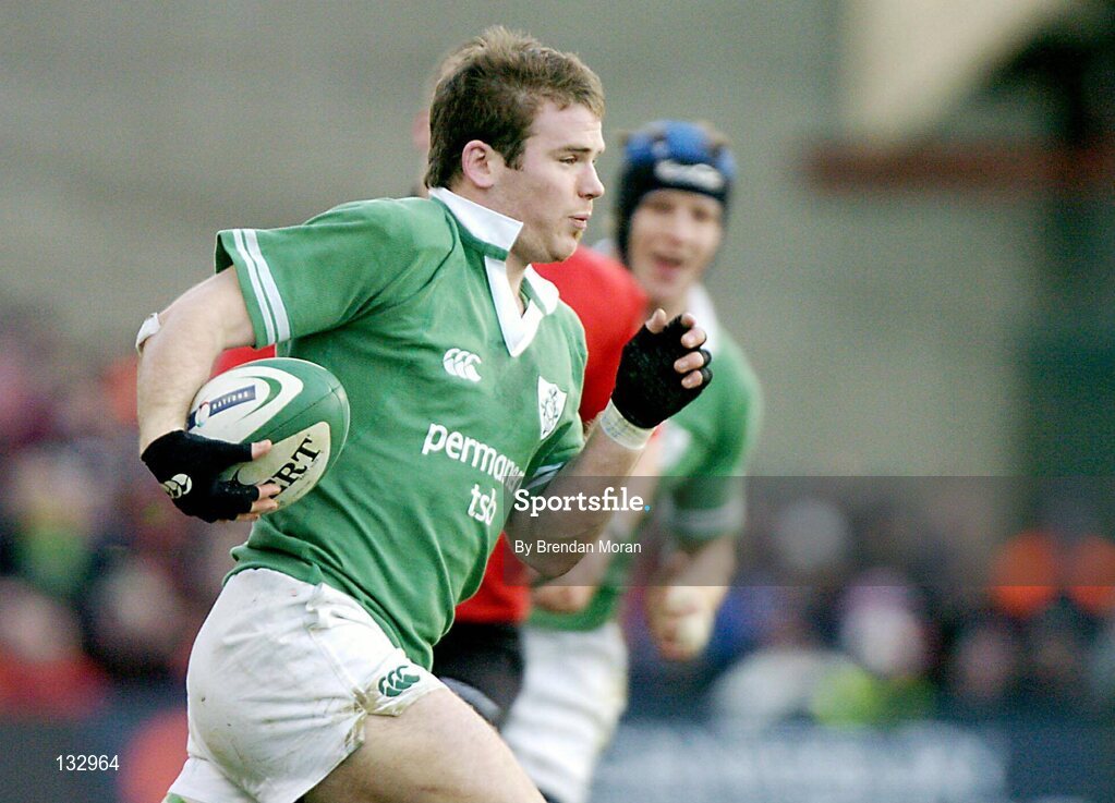 22 February 2004; Gordon D'Arcy, Ireland. RBS 6 Nations Championship 2003-2004, Ireland v Wales, Lansdowne Road, Dublin. Picture credit; Brendan Moran / SPORTSFILE *EDI*