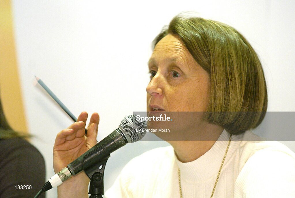 28 February 2004; Miriam O'Callaghan, Uachtarain, chairs a debate on a motion at the Annual Congress of Cumann Camogaiocht na nGael during the  associations centenary celebrations at the Citywest Hotel, Dublin. Picture credit; Brendan Moran / SPORTSFILE *EDI*