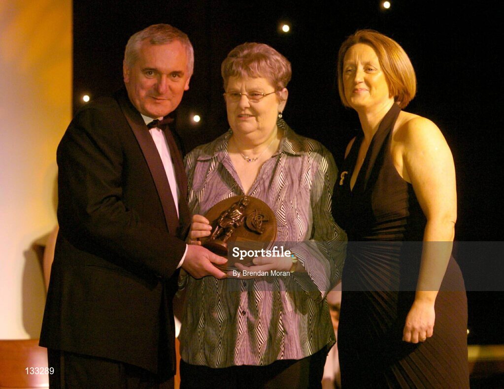 28 February 2004; Una O'Connor, Dublin, who was named on the Camogie team of the Century, with An Taoiseach, Bertie Ahern, T.D,  and Miriam O'Callaghan, Uachtaran, Cumann Camogaiochta na nGael, at the Cumann Camogaiocht na nGael centenary celebrations at the Citywest Hotel, Dublin. Picture credit; Brendan Moran / SPORTSFILE *EDI*