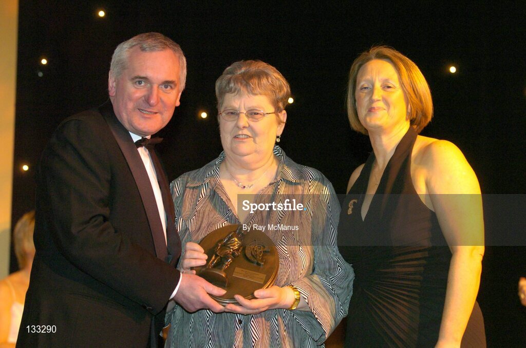28 February 2004; Una O'Connor, Dublin, who was named on the Camogie team of the Century, with An Taoiseach, Bertie Ahern, TD, and Miriam O'Callaghan, Uachtaran, Cumann Camogaiochta na nGael, at the Cumann Camogaiochta na nGael centenary celebrations at the Citywest Hotel, Dublin. Picture credit; Ray McManus / SPORTSFILE *EDI*