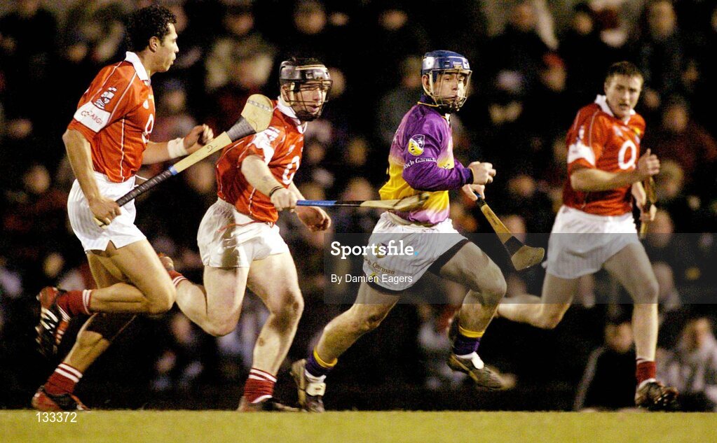 28 February 2004; Barry Lambert, Wexford, in action against Sean Og O hAilpin and Graham Callinan, Cork. Allianz National Hurling League, Division 1B, Cork v Wexford, Pairc Ui Rinn, Cork. Picture credit; Damien Eagers / SPORTSFILE *EDI*