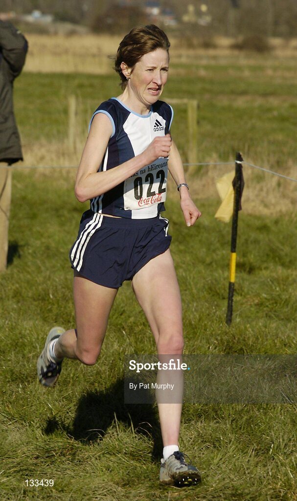 29 February 2004; Catherina McKiernan, Annalee A.C., in action during the Open International Female event. Ras na hEireann, Dundalk Racecourse, Dundalk, Co. Louth. Picture credit; Pat Murphy / SPORTSFILE *EDI*