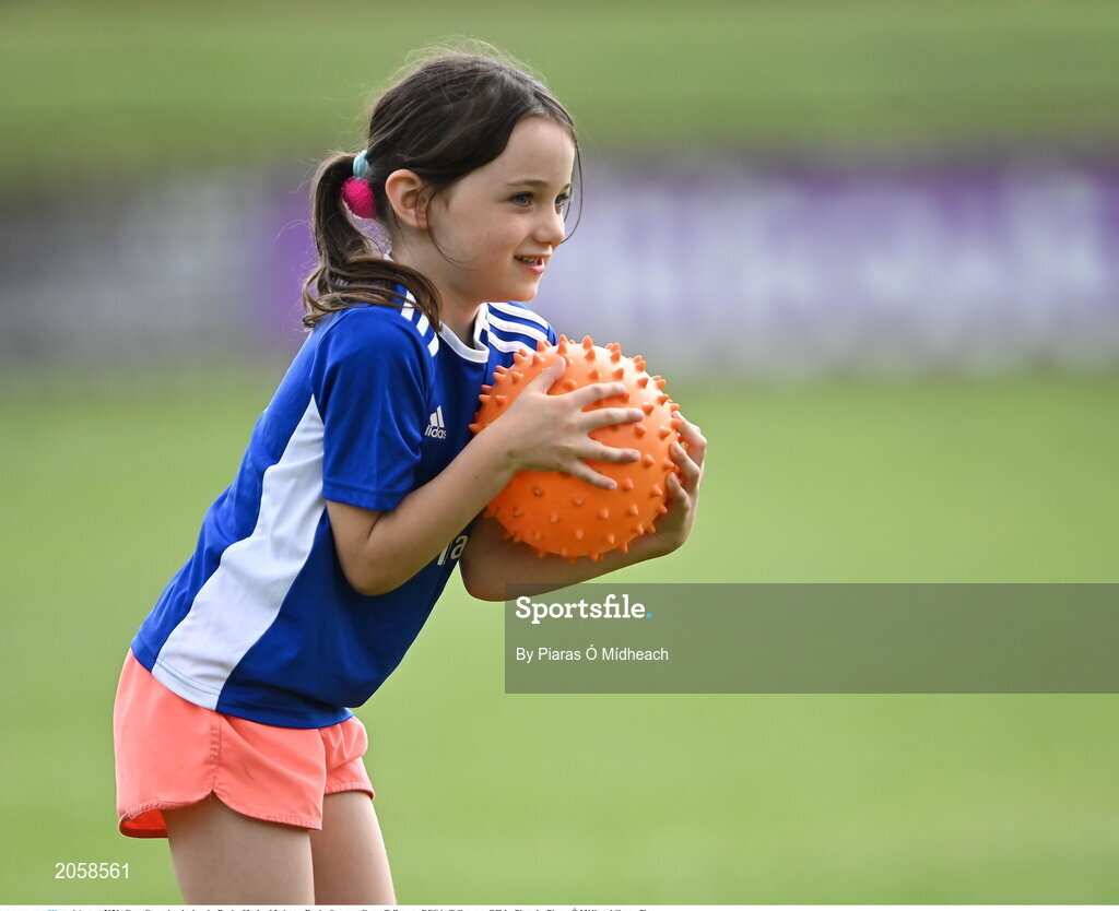 4 August 2021; Cara Cummins during the Bank of Ireland Leinster Rugby Summer Camp Tullamore RFC in Tullamore, Offaly. Photo by Piaras Ó Mídheach/Sportsfile