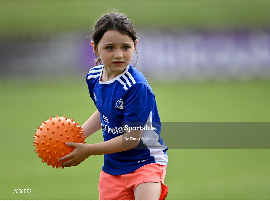 4 August 2021; Cara Cummins during the Bank of Ireland Leinster Rugby Summer Camp Tullamore RFC in Tullamore, Offaly. Photo by Piaras Ó Mídheach/Sportsfile