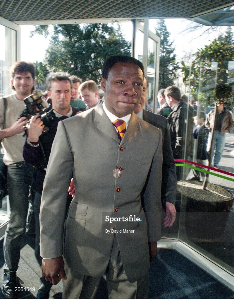 6 February 1995; WBO super middleweight champion Chris Eubank arrives for a press conference at the Jury's Hotel in Ballsbridge, Dublin ahead of his WBO super middleweight title fight against Steve Collins in Cork in March. Photo by David Maher/Sportsfile