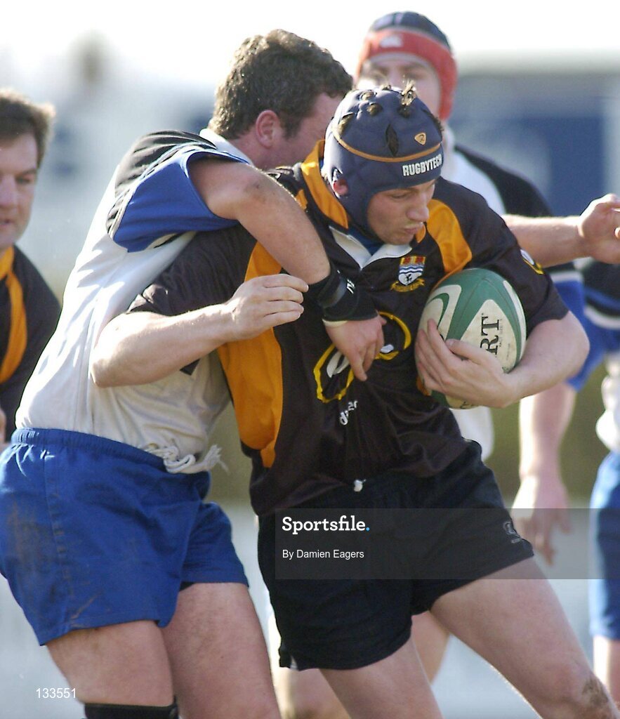 28 February 2004; Niall Smullen, Buccaneers, in action against Cork Constitution. AIB All Ireland League 2003-2004, Division 1, Cork Constitution v Buccaneers, Temple Hill, Cork. Picture credit; Damien Eagers / SPORTSFILE *EDI*