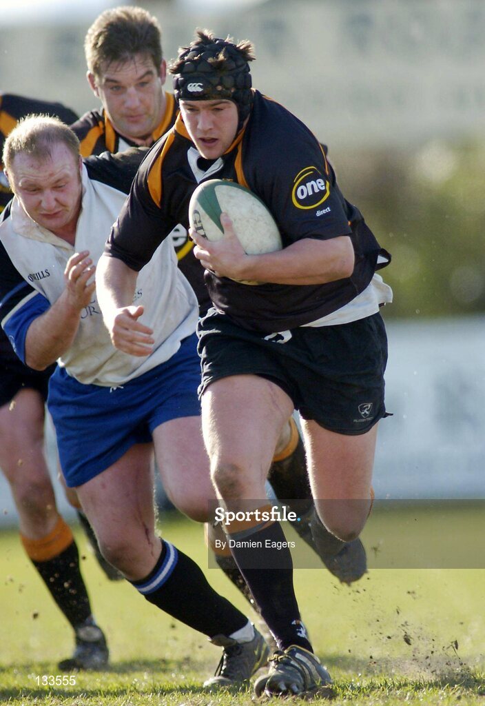 28 February 2004; Garrett Halligan, Buccaneers. AIB All Ireland League 2003-2004, Division 1, Cork Constitution v Buccaneers, Temple Hill, Cork. Picture credit; Damien Eagers / SPORTSFILE *EDI*