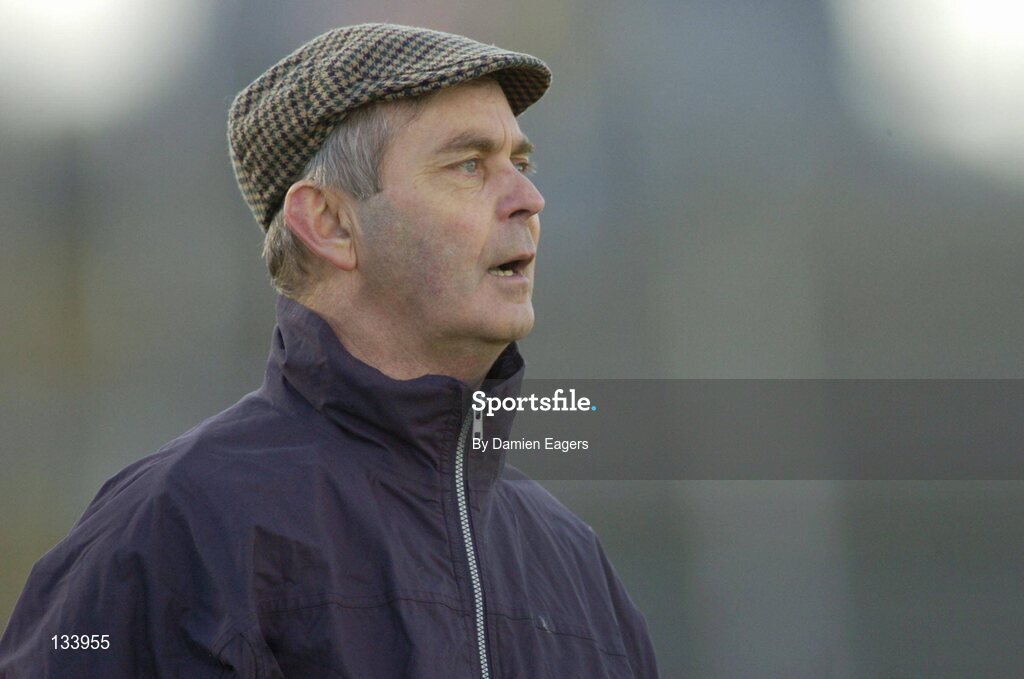 7 March 2004; Brian McEniff, Donegal manager. Allianz Football League 2004, Division 2A, Round 4, Roscommon v Donegal, Dr. Hyde Park, Co. Roscommon. Picture credit; Damien Eagers / SPORTSFILE *EDI*