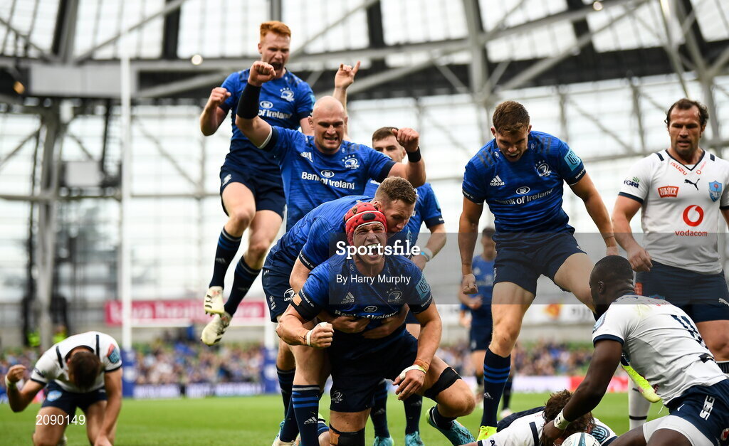 25 September 2021; Josh van der Flier of Leinster celebrates after scoring his side's first try during the United Rugby Championship match between Leinster and Vodacom Bulls at the Aviva Stadium in Dublin. Photo by Harry Murphy/Sportsfile