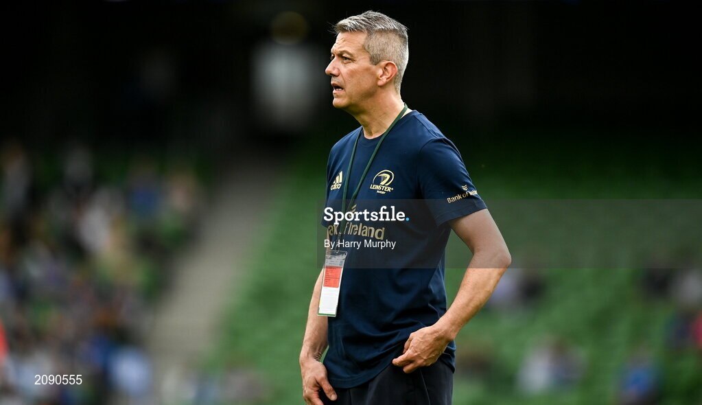 25 September 2021; Leinster masseur Chris Jones during the United Rugby Championship match between Leinster and Vodacom Bulls at the Aviva Stadium in Dublin. Photo by Harry Murphy/Sportsfile
