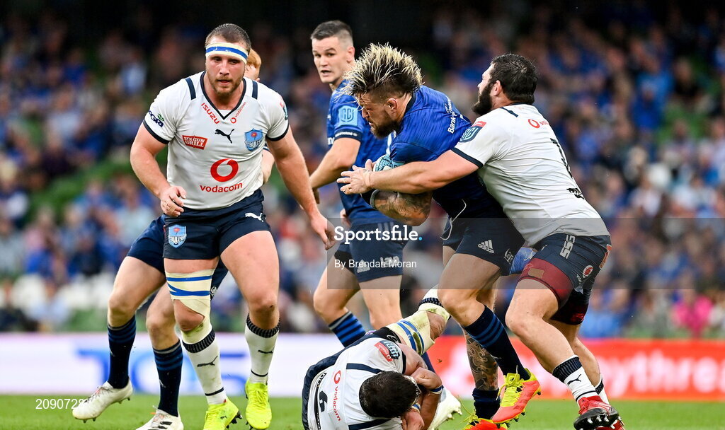 25 September 2021; Andrew Porter of Leinster is tackled by Marcell Coetzee and Mornay Smith of Vodacom Bulls during the United Rugby Championship match between Leinster and Vodacom Bulls at Aviva Stadium in Dublin. Photo by Brendan Moran/Sportsfile