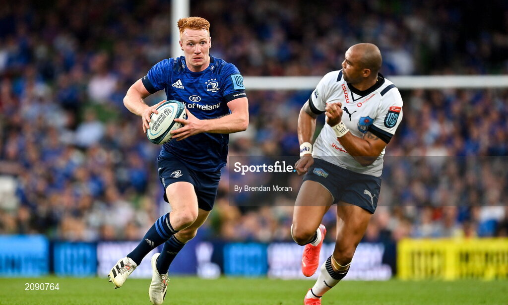 25 September 2021; Ciarán Frawley of Leinster during the United Rugby Championship match between Leinster and Vodacom Bulls at Aviva Stadium in Dublin. Photo by Brendan Moran/Sportsfile