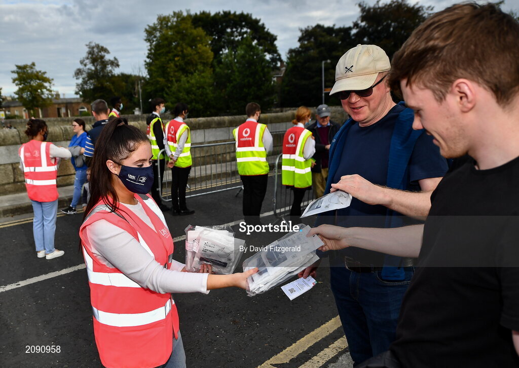 25 September 2021; Laya healthcare masks are handed out outside the stadium prior to the United Rugby Championship match between Leinster and Vodacom Bulls at Aviva Stadium in Dublin.  Photo by David Fitzgerald/Sportsfile