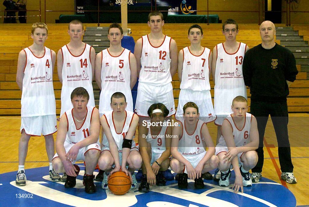 23 March 2004; The St Pat's team, Shannon. All-Ireland Schoolboys Basketball League, U16 'C'  Final, Dunshaughlin Community College, Meath v St Pat's, Shannon, Co. Clare, ESB Arena, Tallaght, Dublin. Picture credit; Brendan Moran / SPORTSFILE *EDI*