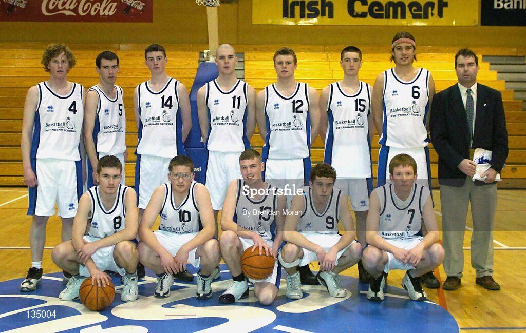24 March 2004; The team from Malahide Community School, Dublin. All-Ireland Schoolboys Basketball League, U19 'B'  Final, Malahide Community School, Dublin v Mercy Mounthawk, Tralee, Co. Kerry, ESB Arena, Tallaght, Dublin. Picture credit; Brendan Moran / SPORTSFILE *EDI*