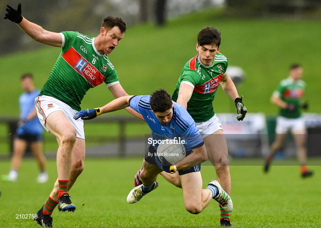 23 October 2021; Lee Keegan of Westport St Patrick's in action against Ciaran Sweeney and Sam Callinan of Ballina Stephenites during the Mayo County Senior Club Football Championship Quarter-Final match between Westport St Patrick's and Ballina Stephenites at Connacht GAA Centre in Bekan, Mayo. Photo by Matt Browne/Sportsfile