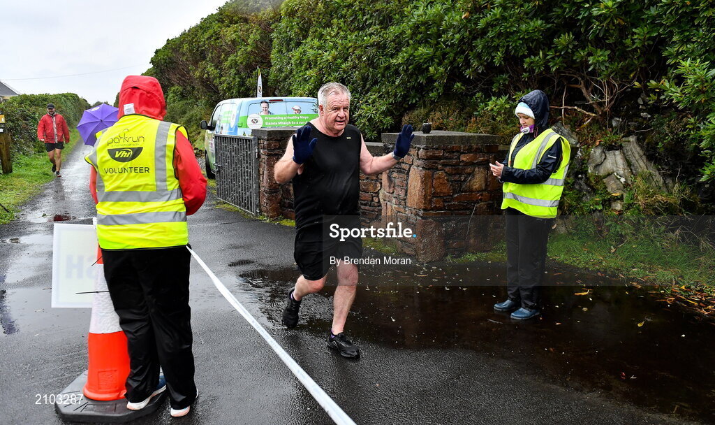 23 October 2021; Parkrun Ireland in partnership with Vhi, added a new parkrun at Achill Greenway on Saturday, 23rd of October, with the introduction of the Achill Greenway parkrun at Achill Greenway, Great Western Greenway in Achill, Mayo. Parkruns take place over a 5km course weekly, are free to enter and are open to all ages and abilities, providing a fun and safe environment to enjoy exercise. To register for a parkrun near you visit www.parkrun.ie. Pictured at the parkrun are volunteers at the finish line. Photo by Brendan Moran/Sportsfile