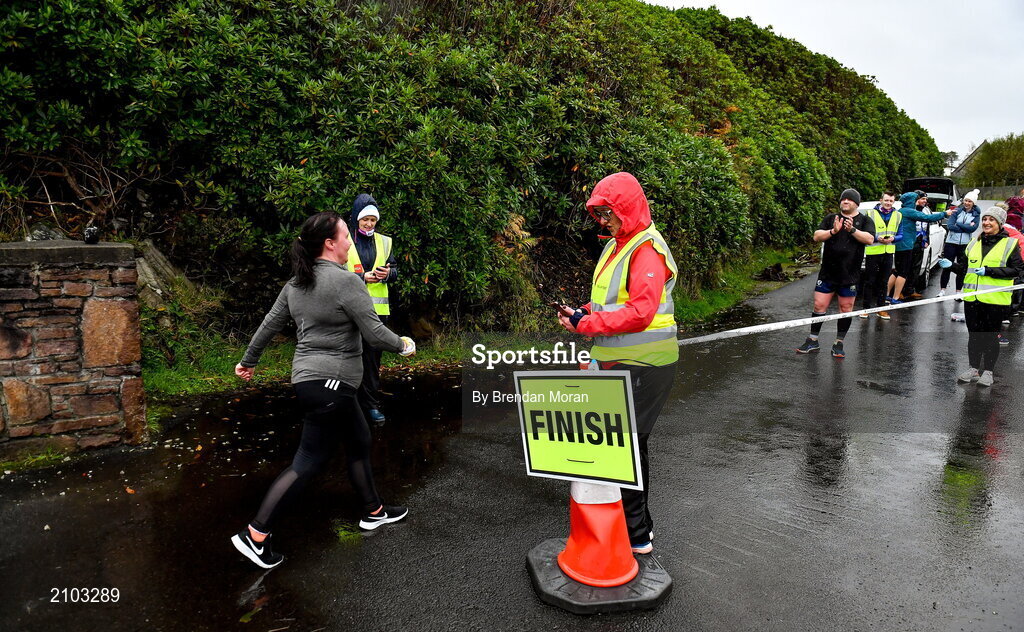 23 October 2021; Parkrun Ireland in partnership with Vhi, added a new parkrun at Achill Greenway on Saturday, 23rd of October, with the introduction of the Achill Greenway parkrun at Achill Greenway, Great Western Greenway in Achill, Mayo. Parkruns take place over a 5km course weekly, are free to enter and are open to all ages and abilities, providing a fun and safe environment to enjoy exercise. To register for a parkrun near you visit www.parkrun.ie. Pictured at the parkrun are volunteers at the finish line. Photo by Brendan Moran/Sportsfile