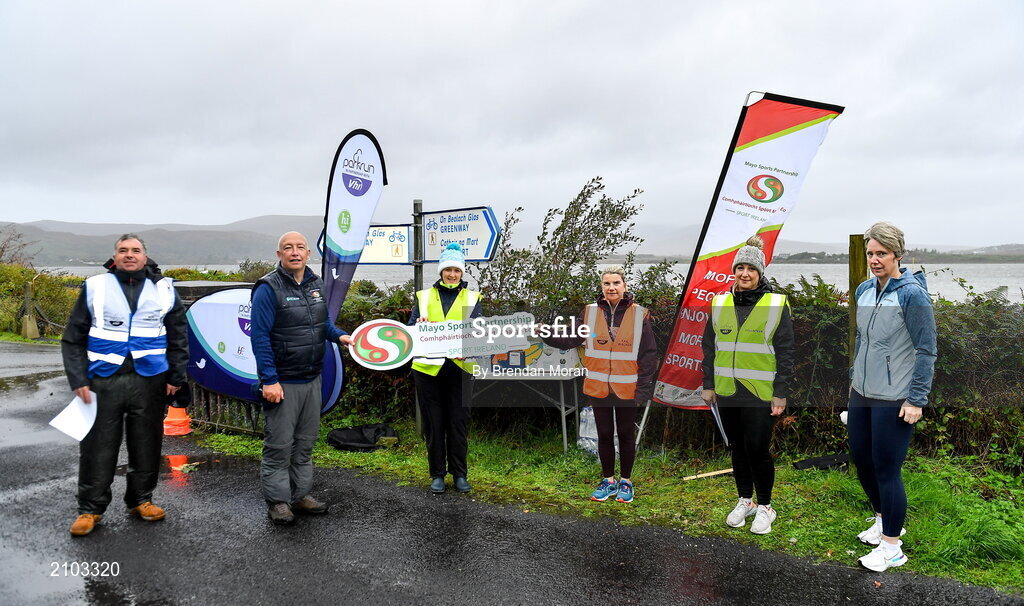 23 October 2021; Parkrun Ireland in partnership with Vhi, added a new parkrun at Achill Greenway on Saturday, 23rd of October, with the introduction of the Achill Greenway parkrun at Achill Greenway, Great Western Greenway in Achill, Mayo. Parkruns take place over a 5km course weekly, are free to enter and are open to all ages and abilities, providing a fun and safe environment to enjoy exercise. To register for a parkrun near you visit www.parkrun.ie. Pictured at the parkrun is race director Chris McCarthy, Charlie Lambert of Mayo Sports Partnership, Cathy Lynchehaun, Linda McGing, Catherine Kilbane and Anna Connor of Mayo County Council. Photo by Brendan Moran/Sportsfile