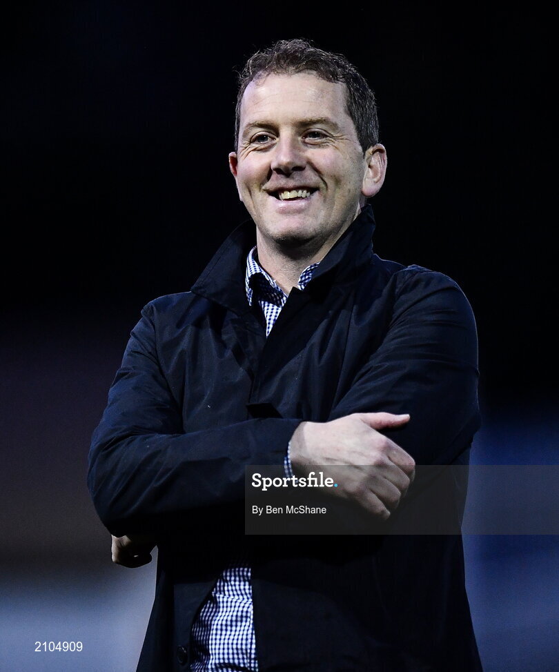 25 October 2021; Dundalk head coach Vinny Perth before the SSE Airtricity League Premier Division match between St Patrick's Athletic and Dundalk at Richmond Park in Dublin. Photo by Ben McShane/Sportsfile